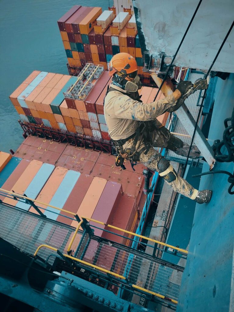 Servicio de rope access en altura