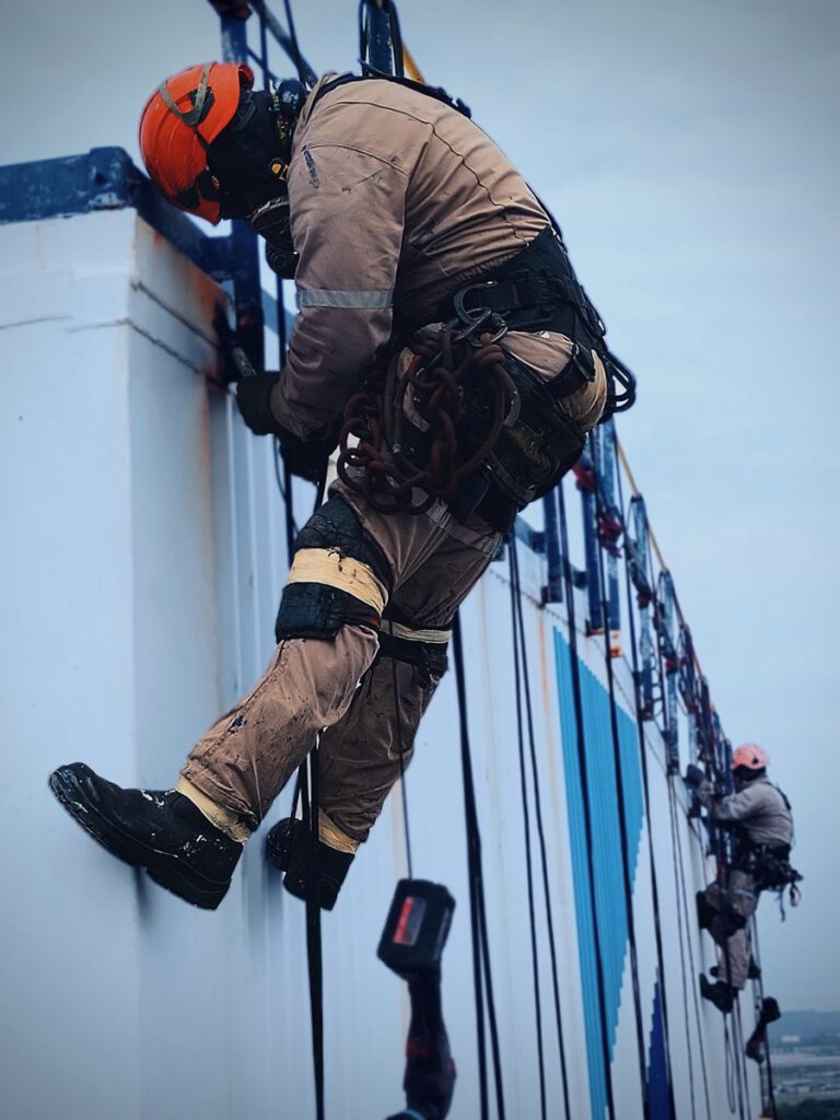 Servicio de consultoria tecnica y documental para trabajos en alturas